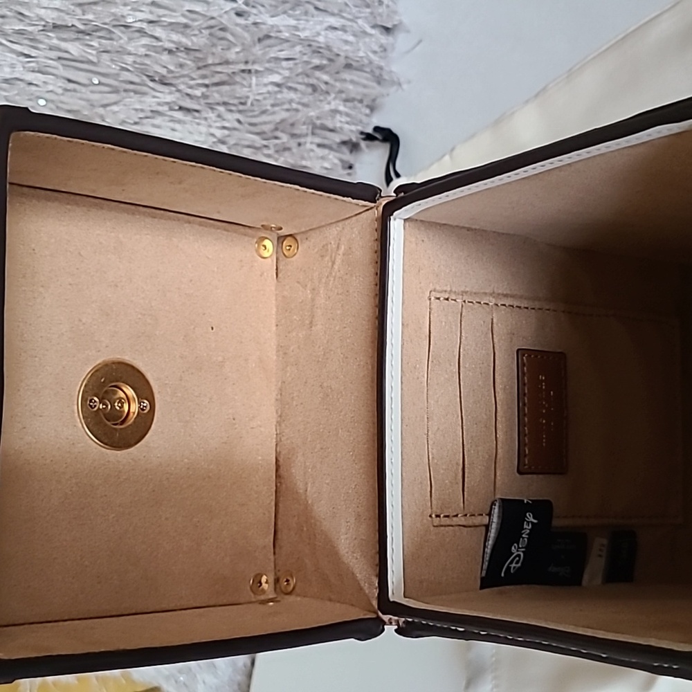Disney X Kate Spade NewYork Bambi 3d Trunk Clutch - Picture 9 of 10